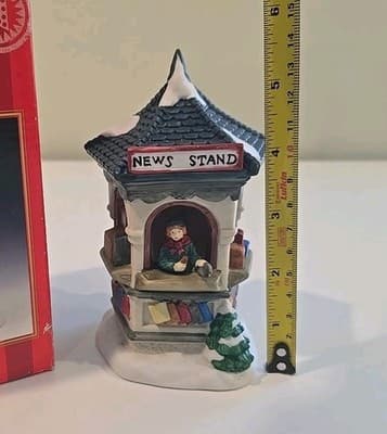 Vtg Share The Joy Village Accessories Collectables Porcelian News Stand - Thumbnail 2