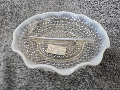 VINTAGE ANCHOR HOCKING HOBNAIL MOONSTONE DIVIDED BOWL 1941-1946 - Thumbnail 6
