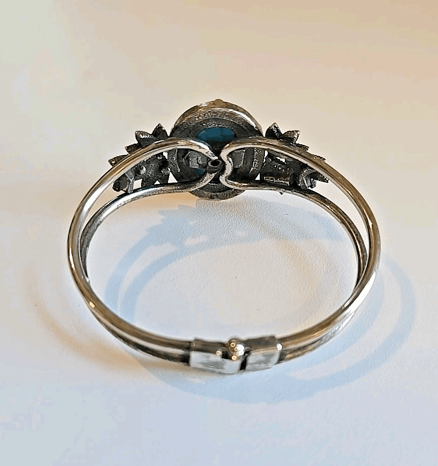 Beautiful TURQUOISE CLAMPER SILVER TONE METAL BRACELET - Thumbnail 2