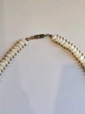 Estate Demi Mother of Pearl Barrel Tiny Goldtone Round Edge Necklace 17" - Thumbnail 3