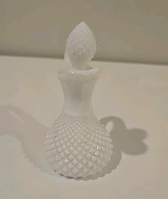 Vintage Westmoreland 5" English White Hobnail Milk Glass Cruet w/Stopper MCM - Thumbnail 3