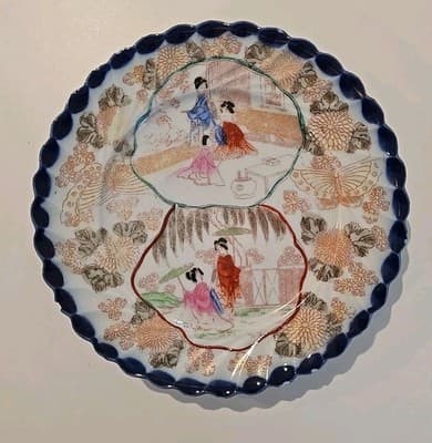 Antiques Imari Geisha Girl Japanese Hand Painted Plate Set of 3 - Thumbnail 9