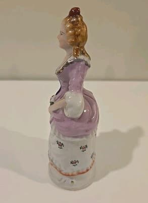 Occupied Japan Victorian Woman w/ Purple White Flower Dress 7.5 Inches - Thumbnail 4