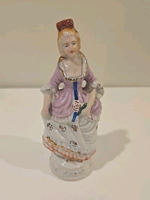 Occupied Japan Victorian Woman w/ Purple White Flower Dress 7.5 Inches - Thumbnail 3
