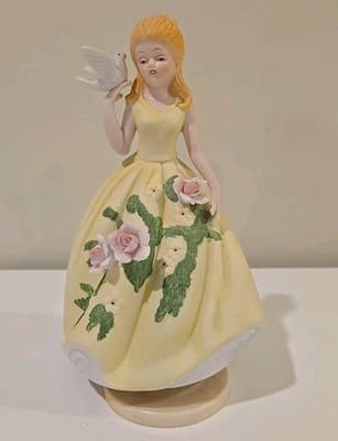 Vintage Berman & Anderson Music Box - Maiden in Yellow Rose Dress Flowers Works