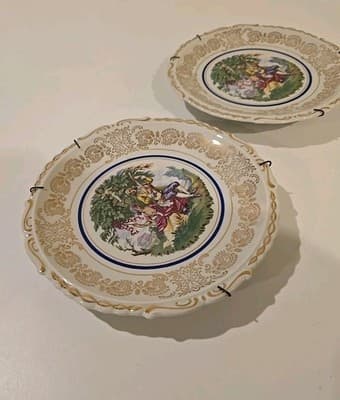 Royal Heidelberg Winterling Germany Courting Couple Plates Gold Trim Set of 2 - Thumbnail 3