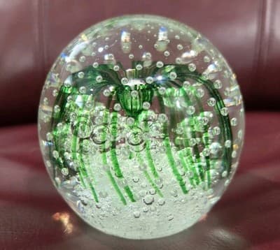 MURANO STYLE GLASS EGG PAPERWEIGHT GREEN BUBBLY Vintage 3.5”