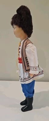 Vintage Ethnic Russian Girl Doll Hard Plastic Faces - Thumbnail 3