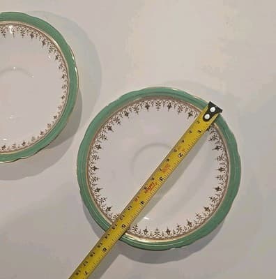Aynsley Durham Green 6 3/8" Demitasse Saucer Plates w/ Gold Gilding Trim (2) - Thumbnail 2