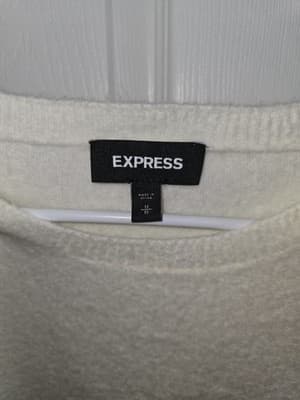 Express Sweater Ivory Cream Fuzzy Batwing Pullover Sweater Size M - Thumbnail 4