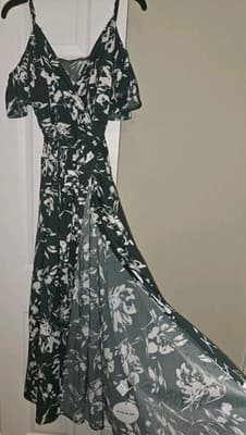 NWT Shein Off-Shoulder Split Wrap Dress Summer Floral Dark Green Long Maxi Dress - Thumbnail 2