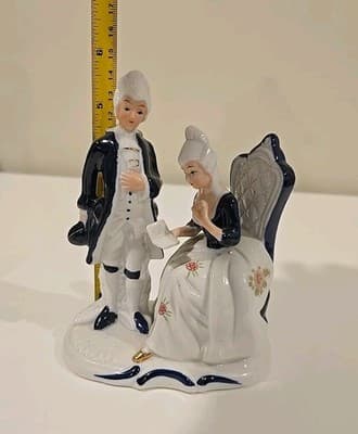 Blue & White Vintage Porcelain Colonial Figurines - Thumbnail 2
