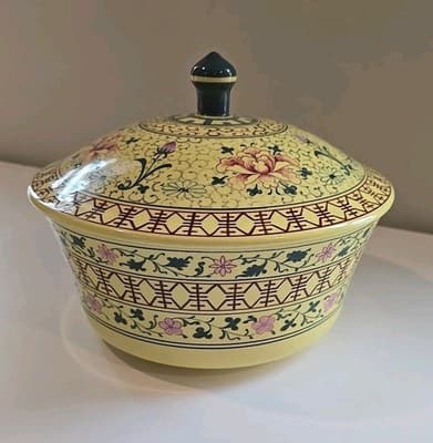 Asian Japanese Ceramic Pottery Serving Pot w/ Lid Makers Mark Yellow Floral - Thumbnail 4