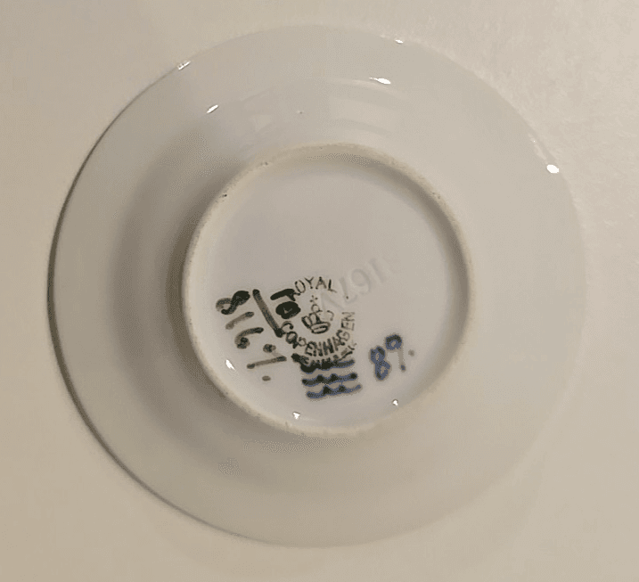 Royal Copenhagen Blue Flowers Braided Miniature Teacup Saucer 3" (8167) - Thumbnail 5