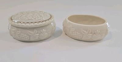 1998 Lenox Fine China FRUITS of LIFE Gold Decor Oval Shape Lidded Trinket Boxes - Thumbnail 2