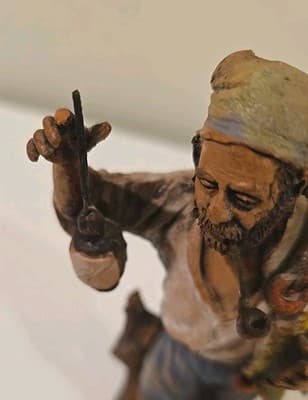 RARE 1950 Italian Neapolitan Handmade & Painted Terracotta Fisherman Signed - Thumbnail 8