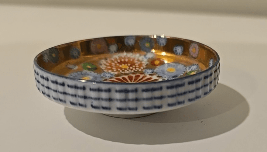 Antique Miniature Japanese Gold Gilt Accented Hand Painted Bowl Dish - Thumbnail 4