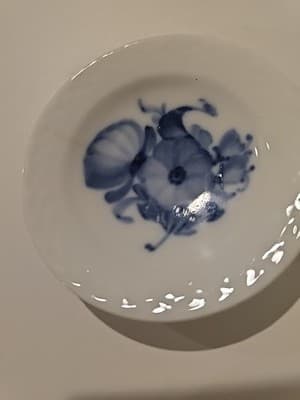 Royal Copenhagen Blue Flowers Braided Miniature Teacup Saucer Dish 3" (8167) - Thumbnail 2