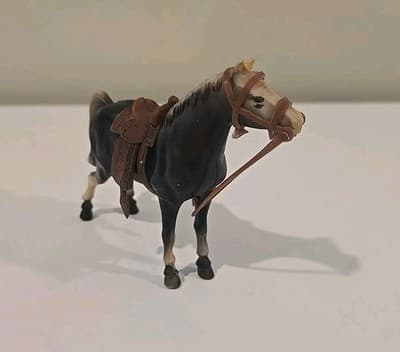 1970s Vintage Toy Black Horse with saddle and white Maine￼Made In Hong Kong - Thumbnail 3