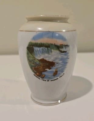 Vintage Niagara Falls Canada 4" Bud Vase Jar Urn Vase Souvenir