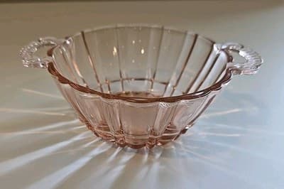 Anchor Hocking OLD CAFE PINK 6 1/2" OPEN HANDLE BOWL - Thumbnail 2