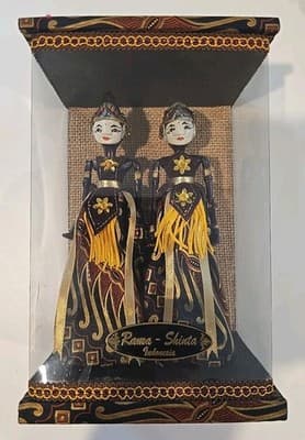 King Rama and Queen Shinta Puppet Dolls in Case with Indonesia Original Box