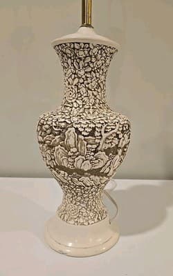 Mid Century Chalkware Plaster Carved Asian Style Lamp Rare 1950s - 29" Tall - Thumbnail 6