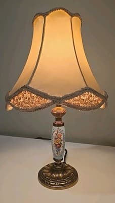 Pair of Brass Handpainted Porcelain Candle Holder Lamps - French 1950's Style - Thumbnail 17