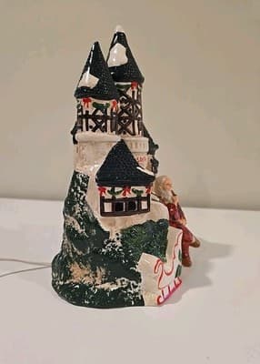 Vintage 1987 Santa’s Castle By Brinn's, Lighted Christmas Village Collection - Thumbnail 11