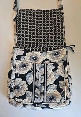 Vera Bradley Hipster Camelia Crossbody Quilted Floral Handbag Purse Bag Retired - Thumbnail 3