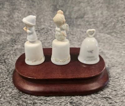 Precious Moments Bisque Thimble (2) 1991, 1992, Anniversary Bell - Lot of 3 - Thumbnail 2
