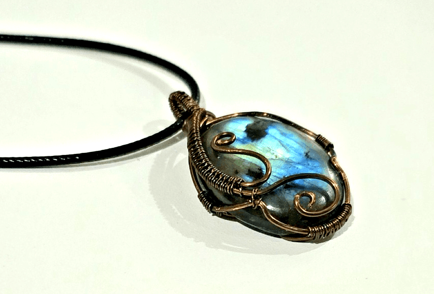 Labradorite Blue Flash Wire Wrapped Pendant Handcrafted Antique Finish Copper - Thumbnail 4