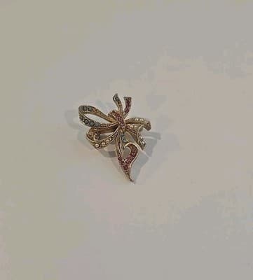 Vintage Gold Tone And Colored Rhinestone Ribbon Brooch J6 - Thumbnail 3