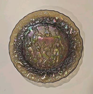 Imperial Glass Twelve Days of Christmas Plate No 8 Nut Brown Eight Maids Milking - Thumbnail 4