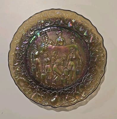 Imperial Glass Twelve Days of Christmas Plate No 8 Nut Brown Eight Maids Milking - Thumbnail 5