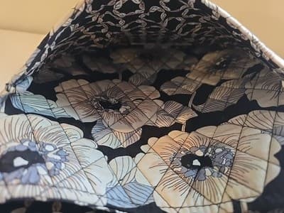 Vera Bradley Hipster Camelia Crossbody Quilted Floral Handbag Purse Bag Retired - Thumbnail 5