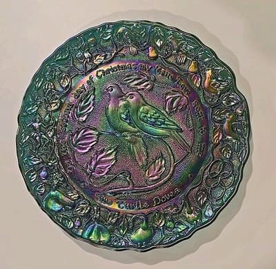 Imperial Glass Two Turtle Doves, 1971 Christmas Dark Green Plate 8 3/4"