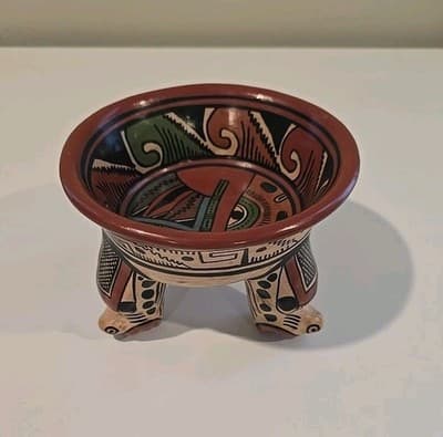 Vtg Latin America Ceremonial Tribal Tripod Polychrome Clay Bowl Folk Art Pottery - Thumbnail 2