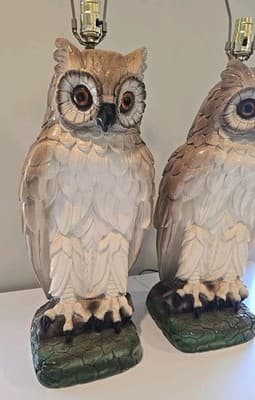 Pair of Mid Century Modern Large Chalkware Painted Owl Sculpture Table Lamps - Thumbnail 3
