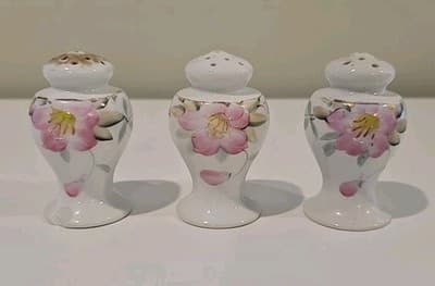 Azalea Salt Pepper Shaker Made in Japan Set of 3