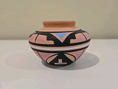 Native American Laguna Fine Line Hand Painted Pottery