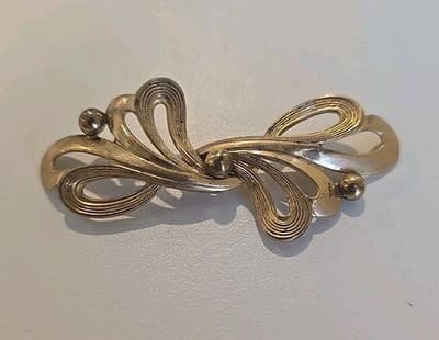 Vintage Bow Pin Brooch Gold Tone Ribbon VTG Statement Womens Art Nouveau - Thumbnail 4