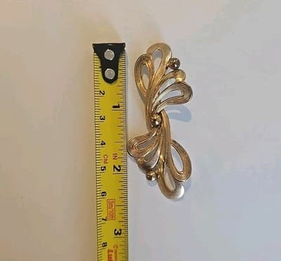 Vintage Bow Pin Brooch Gold Tone Ribbon VTG Statement Womens Art Nouveau - Thumbnail 5
