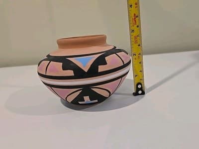 Native American Laguna Fine Line Hand Painted Pottery - Thumbnail 2