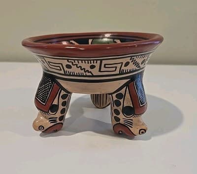 Vtg Latin America Ceremonial Tribal Tripod Polychrome Clay Bowl Folk Art Pottery - Thumbnail 7