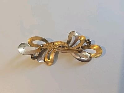 Vintage Bow Pin Brooch Gold Tone Ribbon VTG Statement Womens Art Nouveau - Thumbnail 2