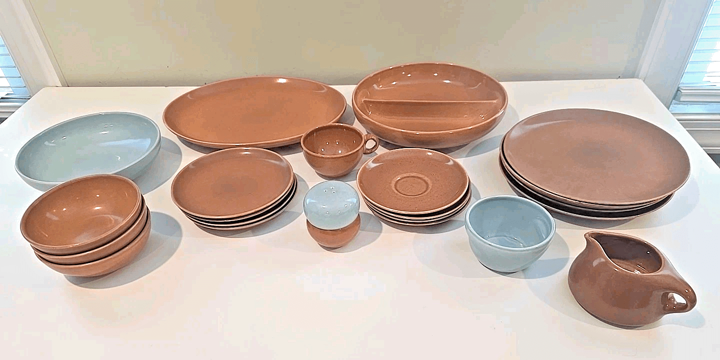 Vintage Russell Wright Iroquois Casual Tan Blue Dish Plates Bowls Cups 23pcs