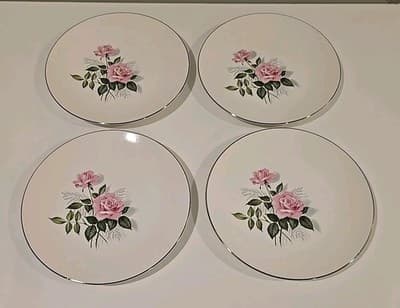 Vtg Taylor Smith Taylor Summer Rose Dinner Plate 10.5" Set of 4