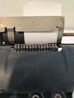 Vintage Monroe Mechanical Adding Machine – Early Office Calculator w/ Keys 1940s - Thumbnail 11