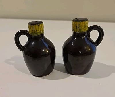 Vintage Little Brown Jug Salt and Pepper Set Shakers Handled Ceramic Pottery - Thumbnail 4
